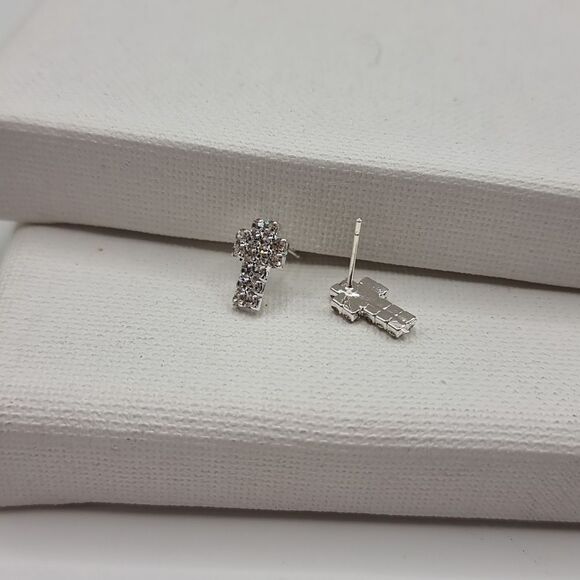 NEW CZ CROSS STUD EARRINGS - Picture 4 of 6